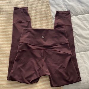 Lululemon cropped plum leggings